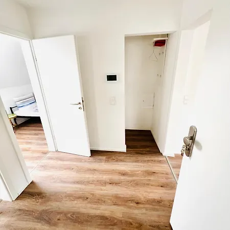 Apartment Deluxe Zuffenhausen *